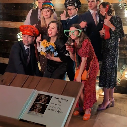 EL_TORO_ENTERAINMENT_RUSTIC_PHOTO_BOOTH_HERO-14